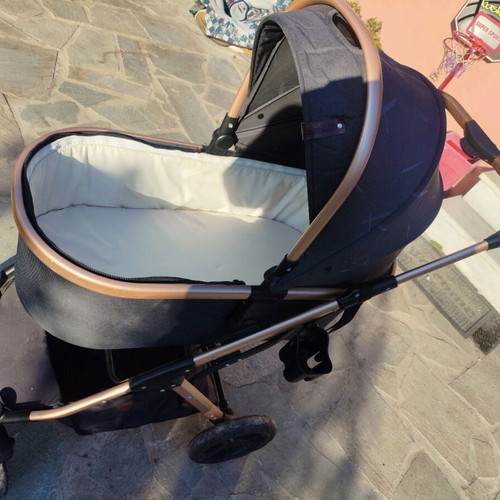 Chipolino 3-in-1 stroller like new with port bebe and car seat