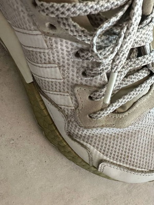 Adidas women's athletic shoes used, white and gold, size 38