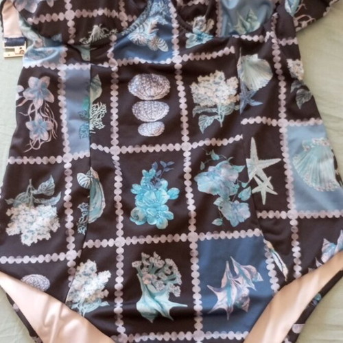 Hemithea swimsuit large blue like new