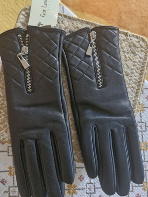 Guy Laroche Women's Leather Gloves New Black Size 7