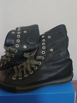 Παπούτσια Converse γυναικεία μεταχειρισμένα, δερμάτινα, μέγεθος 38, μαύρα