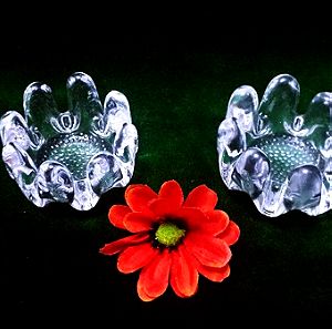 Ζευγάρι μικρά κηροπήγια ρεσω Kosta Boda "Sunflower"  Art by Goran Warff Sweden full lead crystal 70'