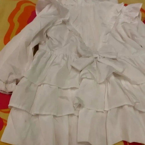 White baptism coat 3-4 years Caramelo like new