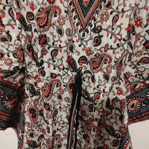 Wide mid-length dress new, one size