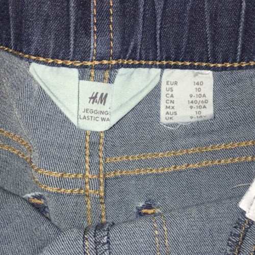 Παντελόνι jeans H&M για κορίτσια, σαν καινούργιο, μέγεθος 140 cm
