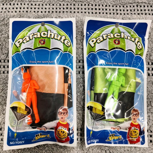Vintage 2 x Military Paratroopers