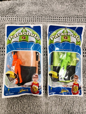 Vintage 2 x Military Paratroopers