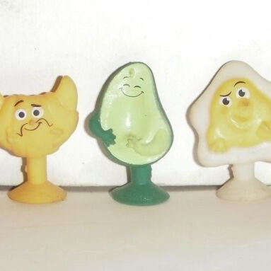 Super Zings, Stikeez and Grossery Gang figures pack of 61 with vehicles