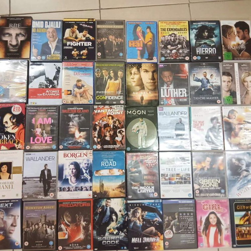 DVD pack of 5 new movies without Greek subtitles