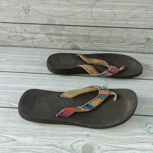 Reef women's slippers size 38, like new, brown and colorful