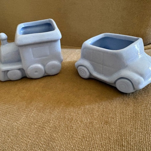 Porcelain bonbonnieres train and car in blue and purple, like new