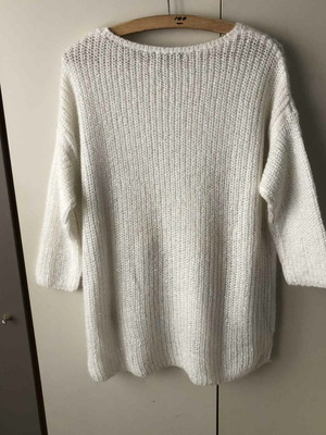 Zara beige pullover with sequins and 3/4 sleeve like new