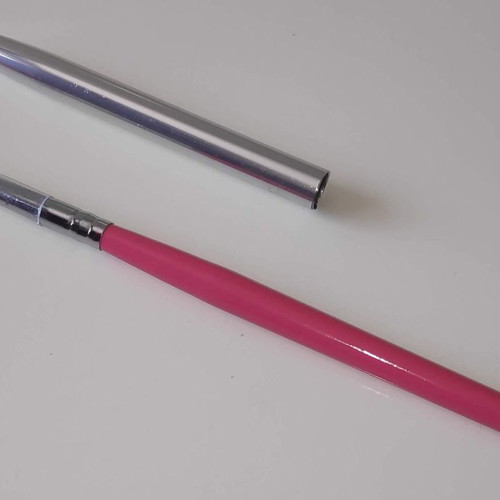 Oval acrylic and 3D brush with cap, pink wooden handle new