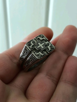 Men's stainless steel embossed ring with cross size 22 new