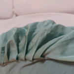Turtleneck with satin sleeves like new, turquoise