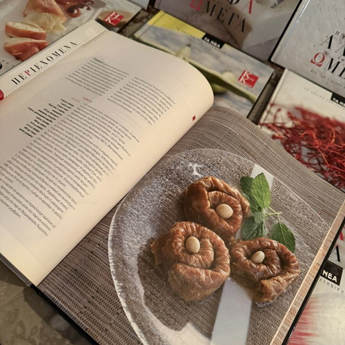 Cookbook collection The Taste from Alpha to Omega like new, 11 volumes