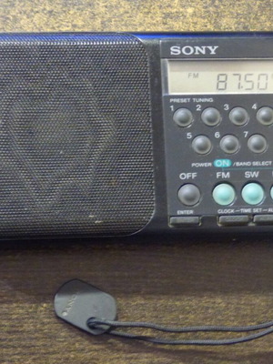 ΦΟΡΗΤΟ ΨΗΦΙΑΚΟ ΡΑΔΙΟΦΩΝΟ SONY ICF-M300S