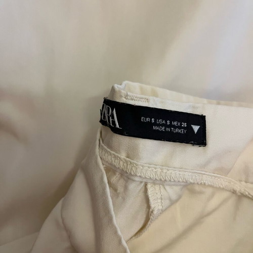 Zara ecru pants like new, fabric with pockets