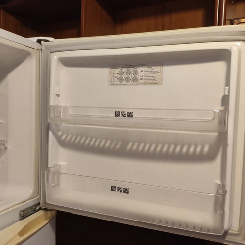 Samsung refrigerator freezer used, no frost