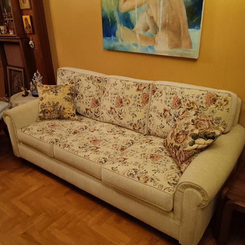 Three-seater sofa 200x90x90 cm like new