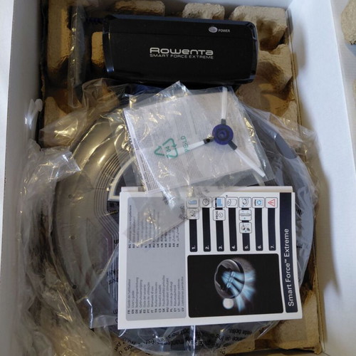 Rowenta robotic vacuum cleaner new with box
