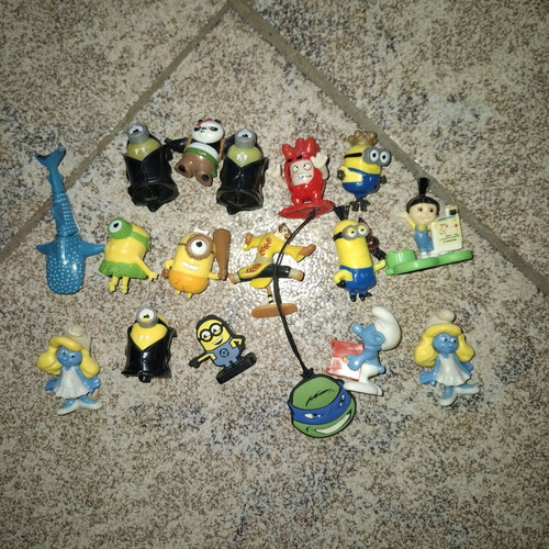 Kinder figures set used