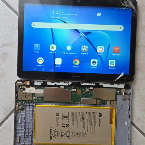Ταμπλέτες Huawei μεταχειρισμένες, σετ 2, μία με σπασμένη οθόνη