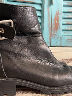 Zara women's boots used, size 37, black