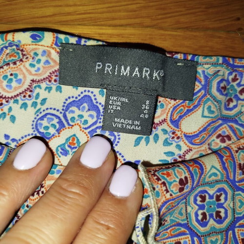 Boho top Primark cold shoulder with colorful mosaic pattern, like new