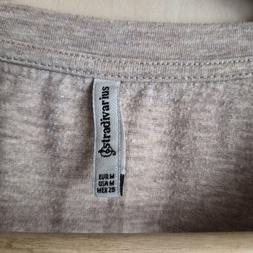 Stradivarius T-shirt used with print and chiffon hem size M