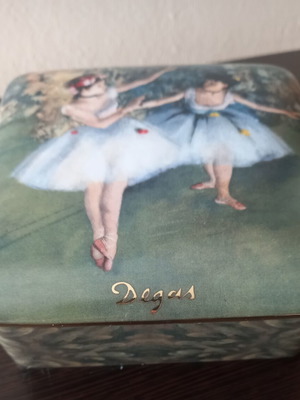 Goebel porcelain jewelry box Edgar Degas like new