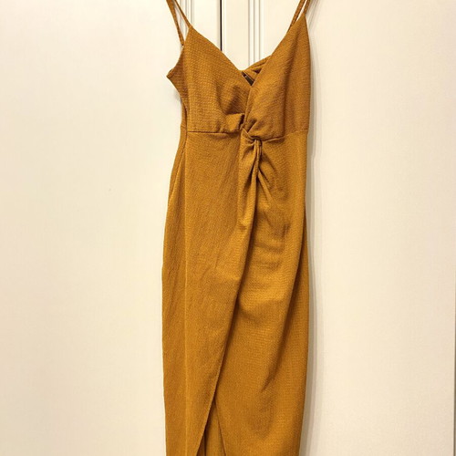 Bershka mustard-brown dress with slit, size S, like new