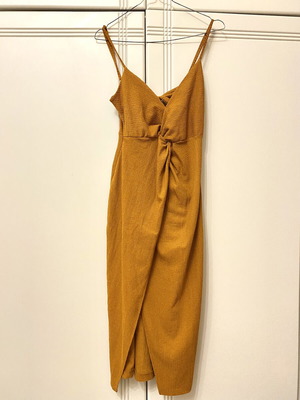 Bershka mustard-brown dress with slit, size S, like new
