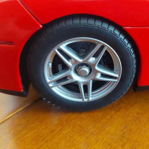 Ferrari Enzo BBR model 1:18 used with accessories