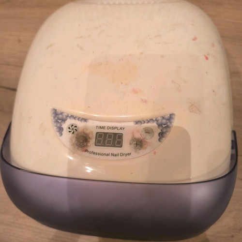 Nail dryer for semi-permanent used, professional for drying nails