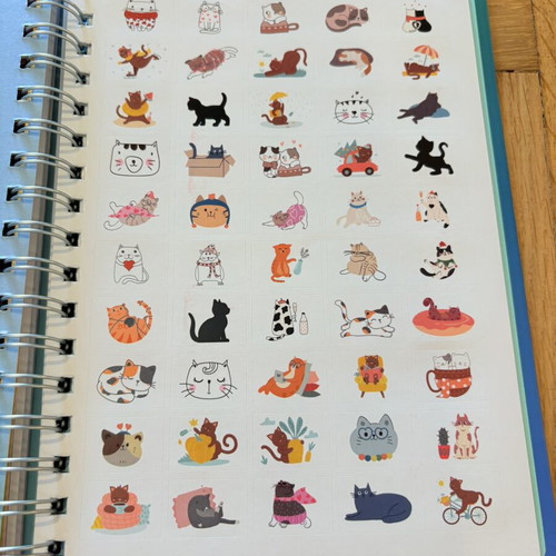 Weekly planner with cats and stickers 23x18cm new