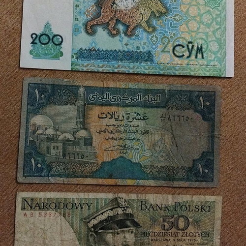 Foreign banknotes used, pack of 3