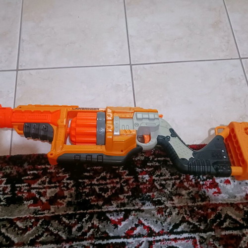 Nerf Jolt, Fortnite and Lawbringer used, excellent condition with darts