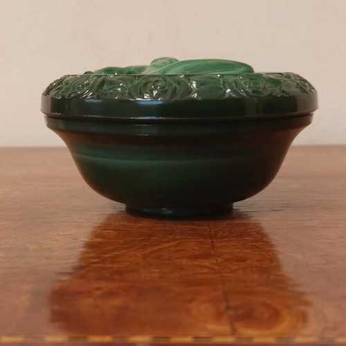 Art Deco Malachite Jewelry Box Powder Case 1930, like new