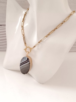 Figaro gold plated steel necklace with oval blue druzy agate pendant