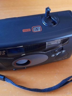 Camera 3.5 with flash new with Japanese lens