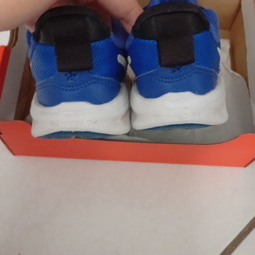 Nike Star Runner 4 sneakers size 29, blue