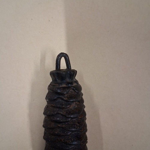Pine cone for clock used, 230 grams