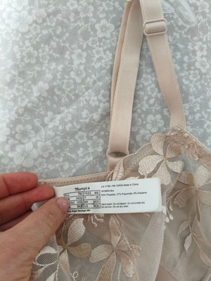 Triumph bra 75E like new, beige