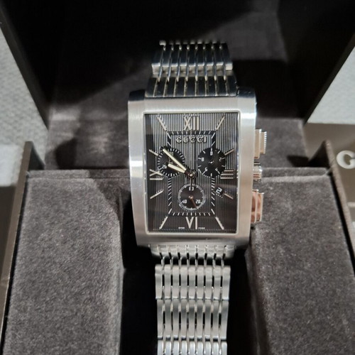 Gucci Chrono Wristwatch like new, men's, gray