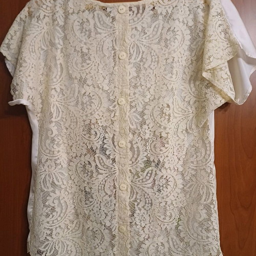 Silk blouse Camelot beige size M like new with lace and buttons