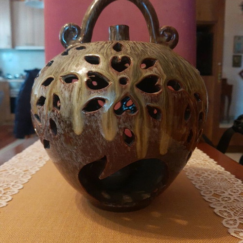 Handmade apple-shaped lantern with plate like new, 2000