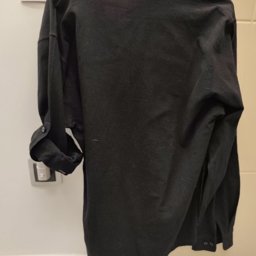 Black Shirt size M new, long or short sleeve