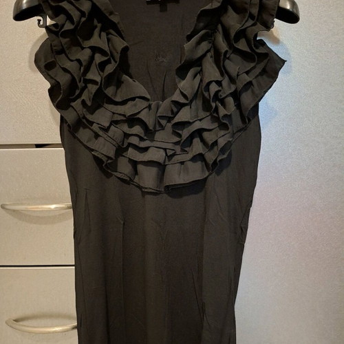 Denny Rose sleeveless blouse like new, black, size M