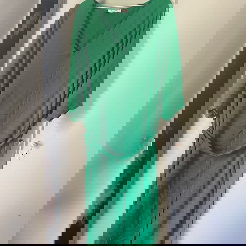 XXLOVE Πράσινο Φόρεμα Με Ζώνη Plus Size Μεταχειρισμένο